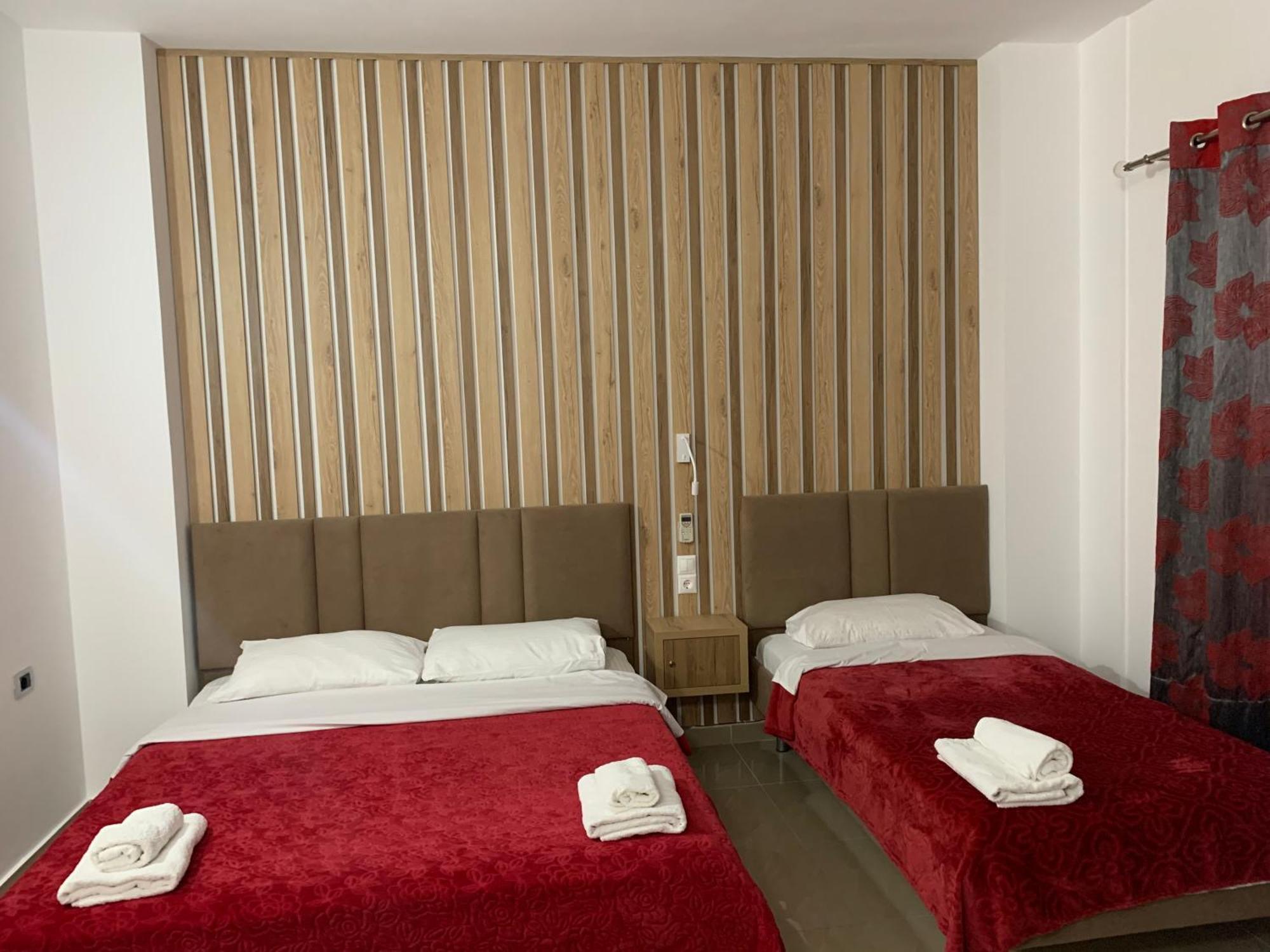 Hotel Piazza Sarandë Exterior foto